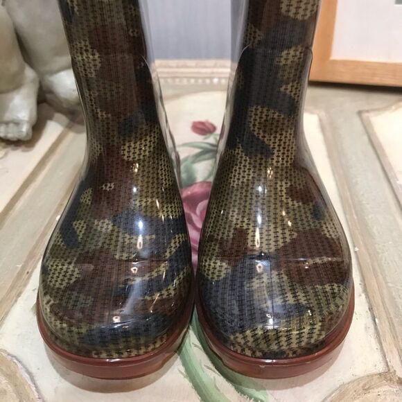 Western Chief Light Up Rain Boots Olive Mesh Camo Sz 5/6 NWOB - Picture 11 of 14
